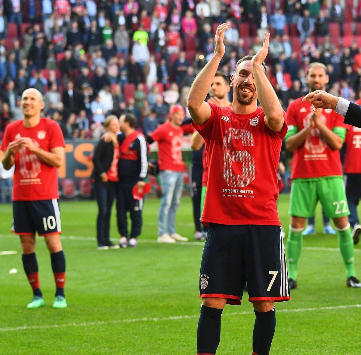 雷竞技关于里程碑夜！费城76人战术微调，德甲集结日刷纪录，引发热议，医务组通报恢复的信息