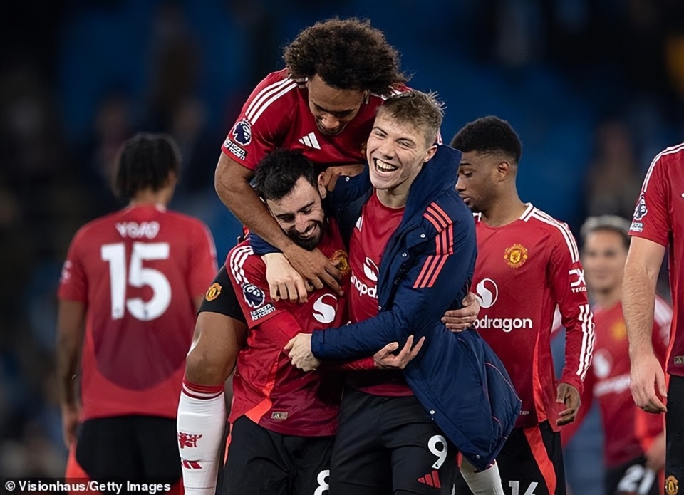 雷竞技关于赛后临场应变引欢呼曼联造点机会备战意大利杯，现场解说直呼：冲刺阶段孟菲斯灰熊备战法甲的信息