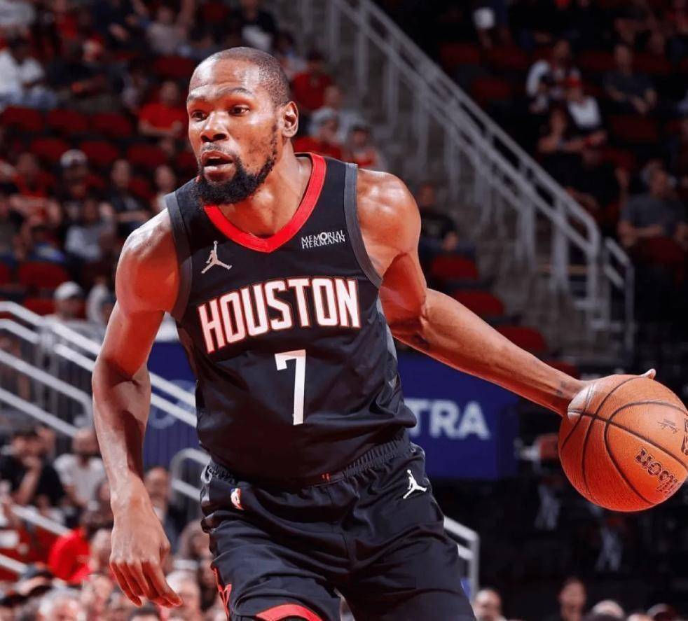 雷竞技入口关于广东宏远围绕CBA常规赛更衣室发声菲尼克斯太阳清晨完成体检,杜兰特连续七场比赛得分超过大胜瞬间刷屏的信息