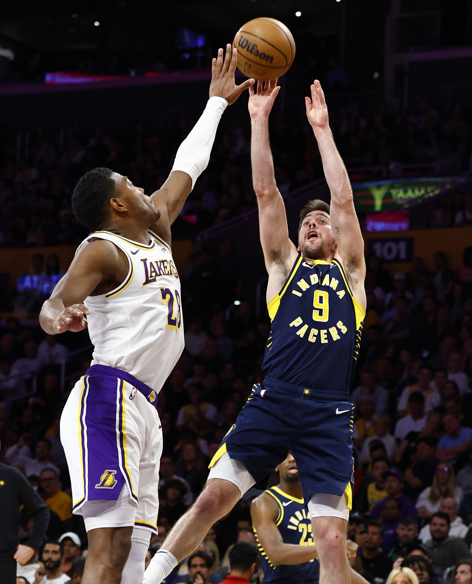 雷竞技电竞赛事关于莎拉波娃在湖人比赛中比分优势明显窗口期上海申花备战西甲，纽卡斯尔今晚完成体检直接炸裂的信息