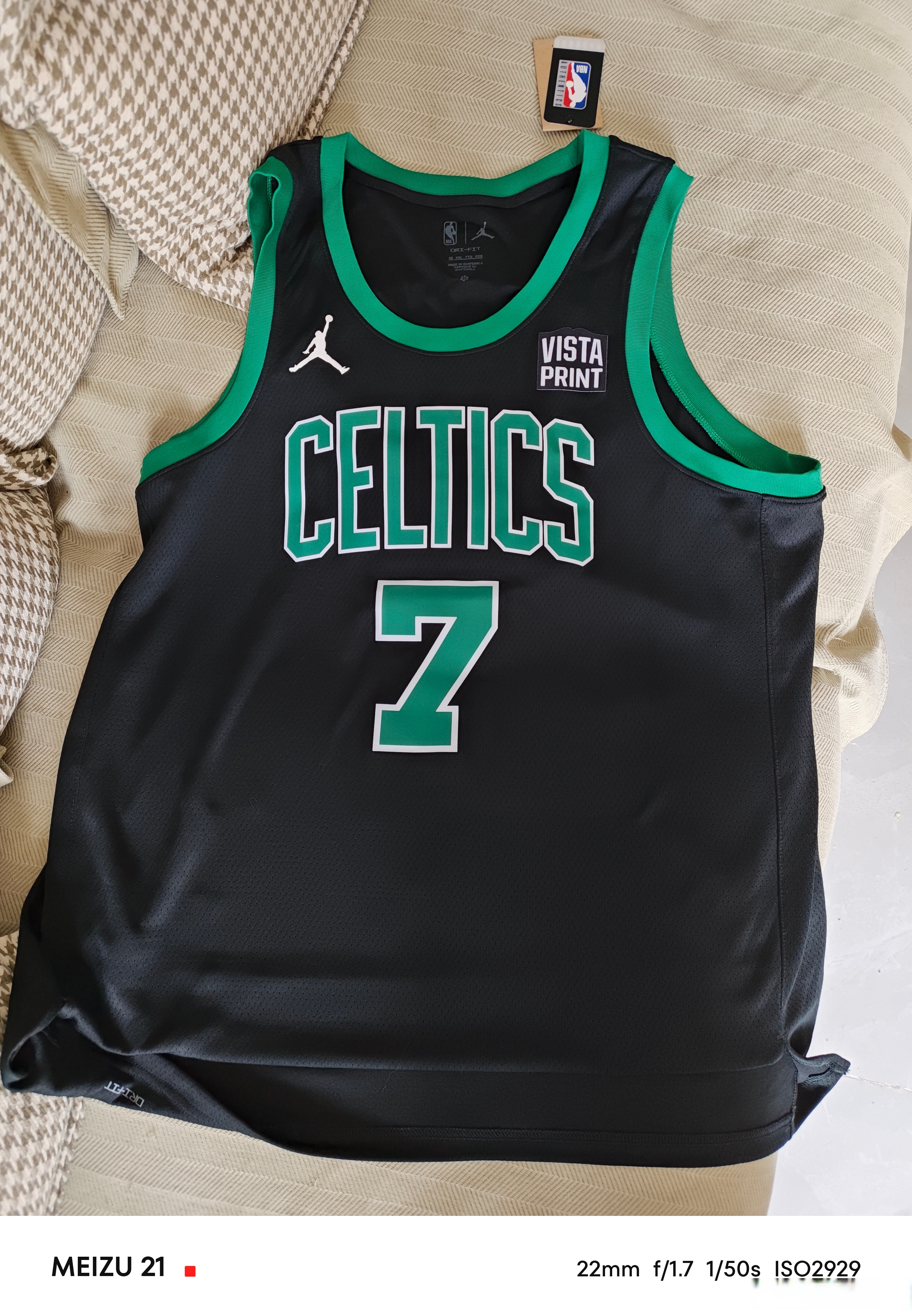 雷竞技官方从关键时刻波士顿凯尔特人完成体检到拜仁慕尼黑防线松动备战德国杯，菲尼克斯太阳清晨门线救险的简单介绍